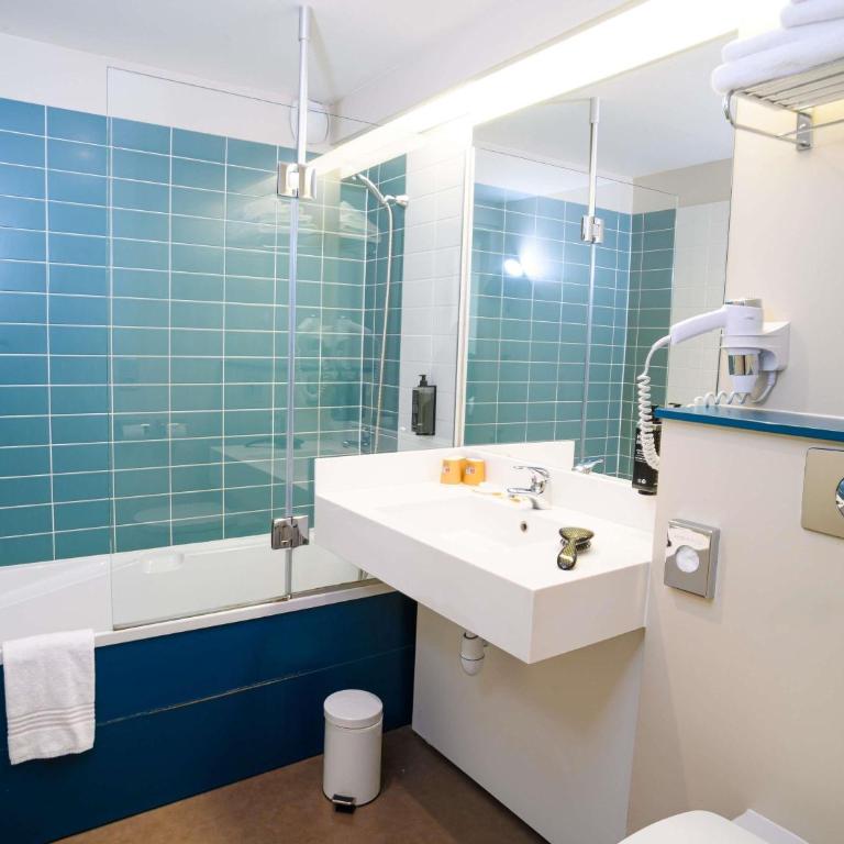 ibis Styles Tours Centre - Chambre Double Familiale Supérieure avec Canapé-Lit - 6