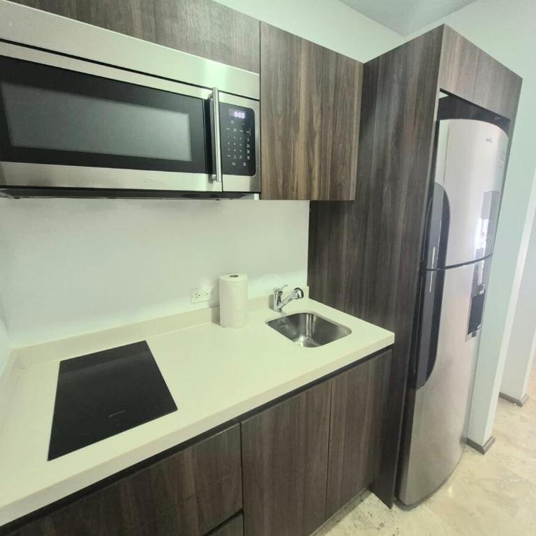 Relájate en la playa y la piscina con vista al mar - Apartamento de 1 dormitorio - 3