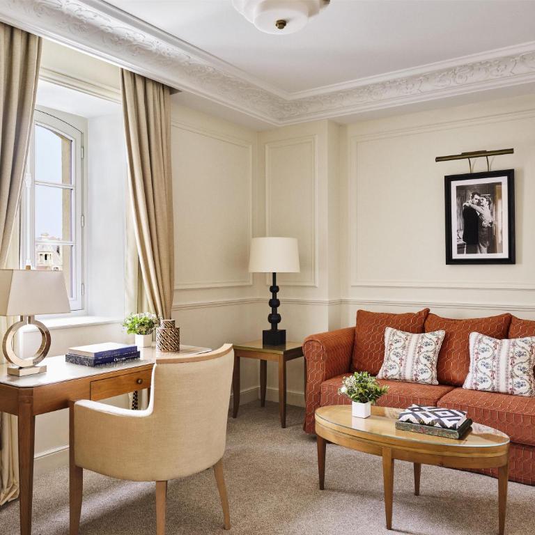 Hôtel du Palais Biarritz, in The Unbound Collection by Hyatt - Suite Familiale 2 Chambres - 2