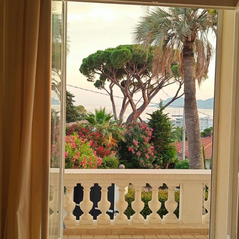 Villa Florida - Cannes Californie - Comfort & Style - Sea View - Free Parking - Beach - Apartamento de 2 dormitorios con balcón y vistas al mar - 1