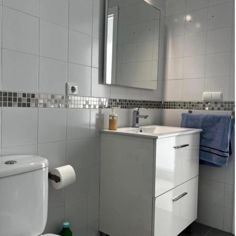 CONIL CENTRO MERCURIO SOLO FAMILIAS Y PAREJAs - Apartment mit 2 Schlafzimmern - 31