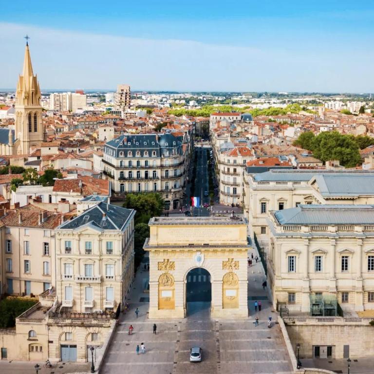 Charmant T2 climatisé avec balcon et parking - Appartement 2 Chambres - 31