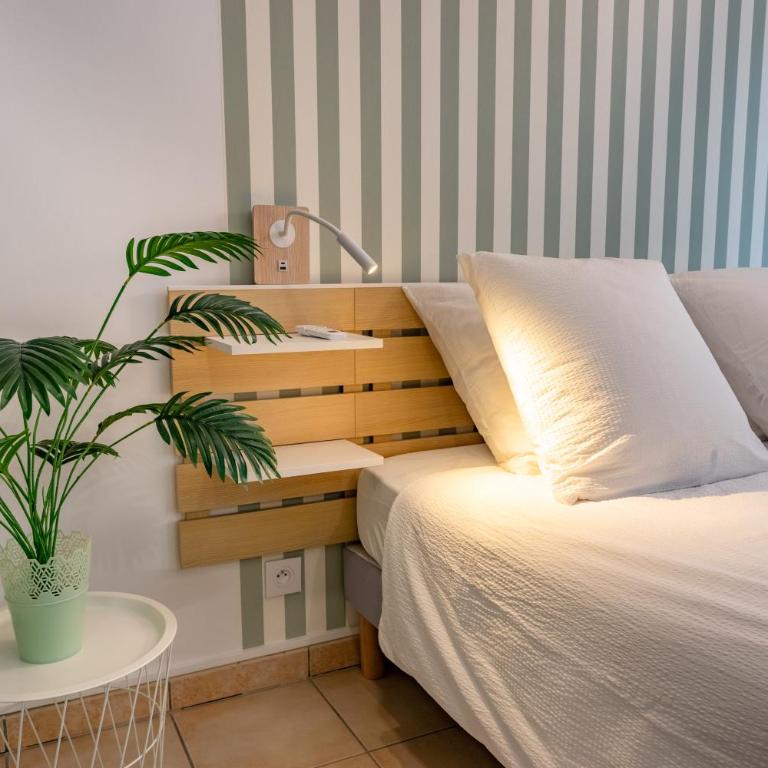 Proche Gare, Parking privé, Wifi, Rénové, Ventilateur, Centre ville - Appartement 1 Chambre - 12