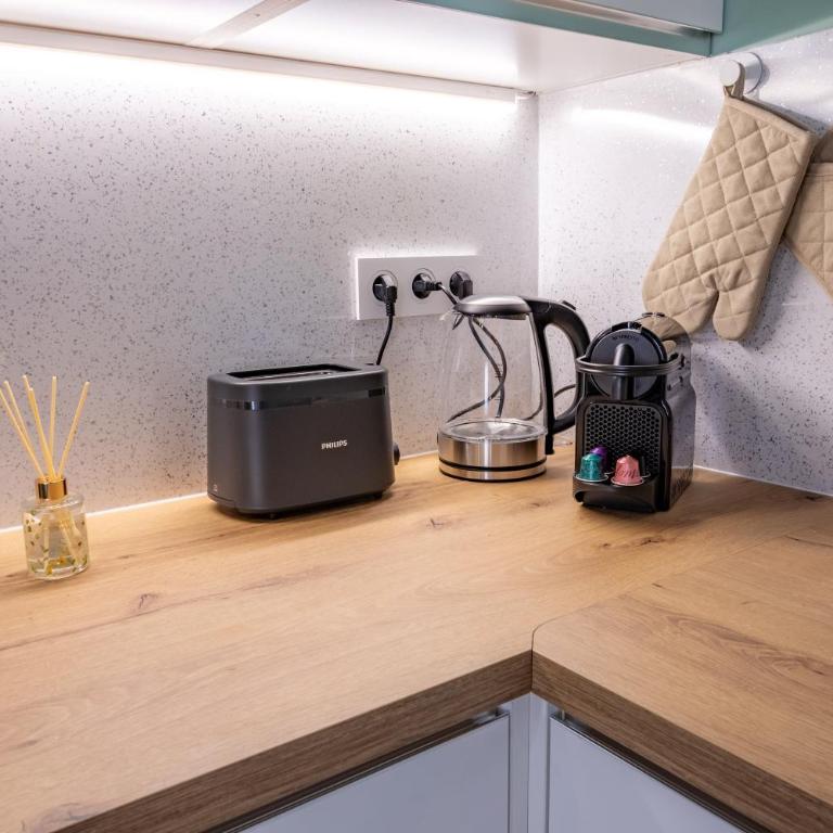 Proche Gare, Parking privé, Wifi, Rénové, Ventilateur, Centre ville - Appartement 1 Chambre - 10