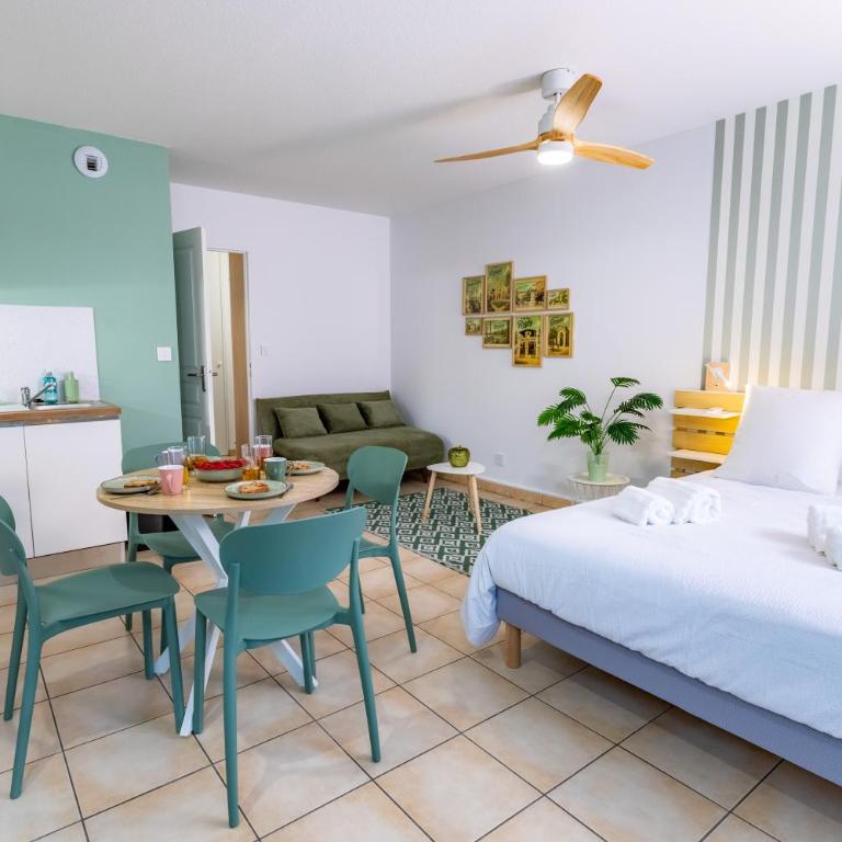 Proche Gare, Parking privé, Wifi, Rénové, Ventilateur, Centre ville - Appartement 1 Chambre - 2