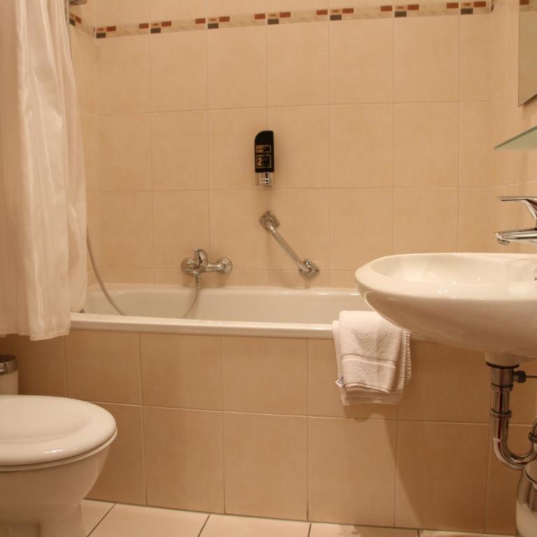 TOP Hotel Amberger - Zweibettzimmer - 3