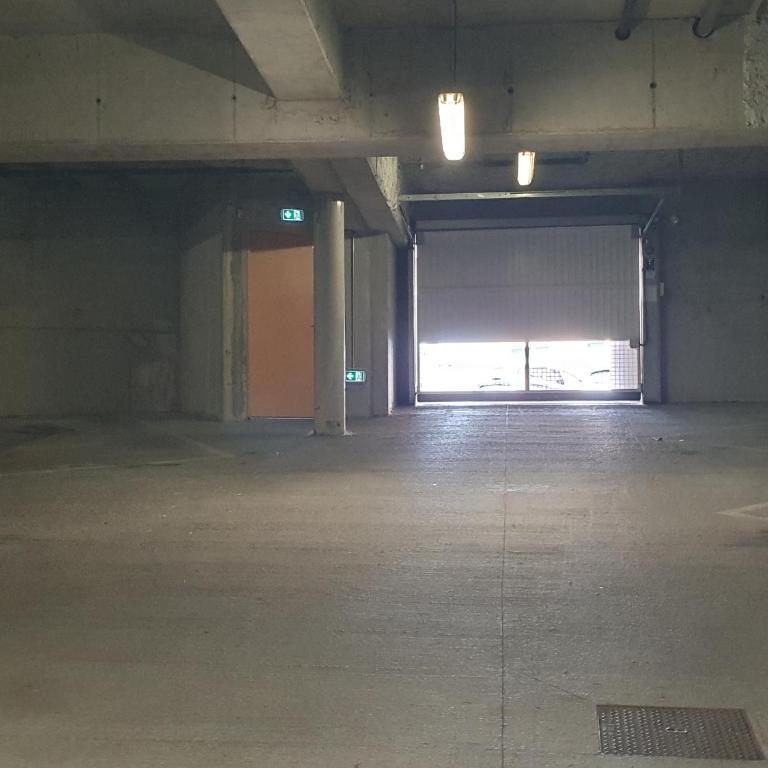 Proche Gare, Parking privé, Wifi, Rénové, Ventilateur, Centre ville - Appartement 1 Chambre - 18