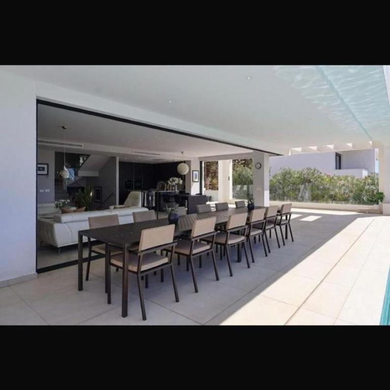 Villa Moderna en Puerto marina - Villa with Private Pool - 3