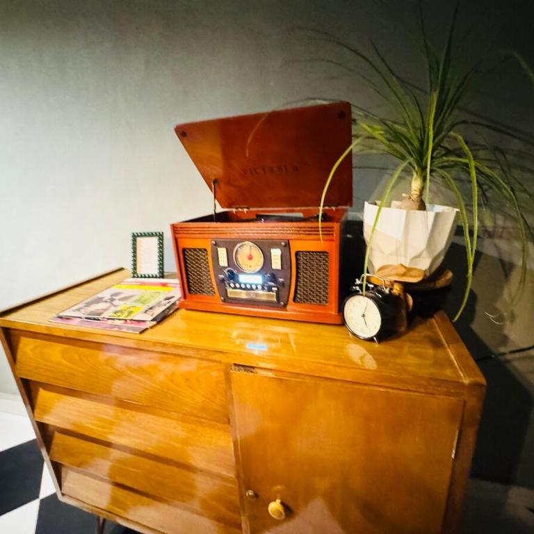 Casita Vintage with a Grill, Patio and Parking - Apartamento - 2