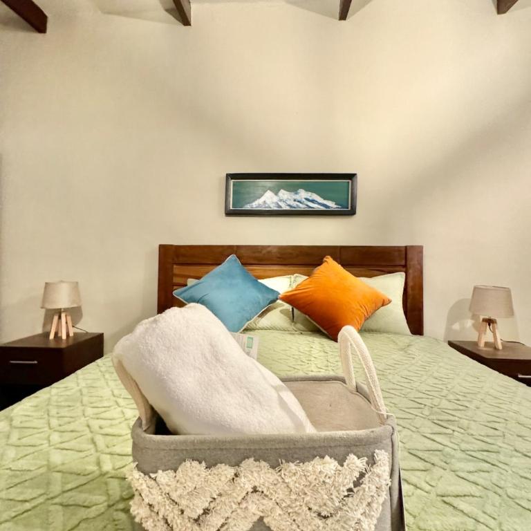 Casita Vintage with a Grill, Patio and Parking - Apartamento - 14