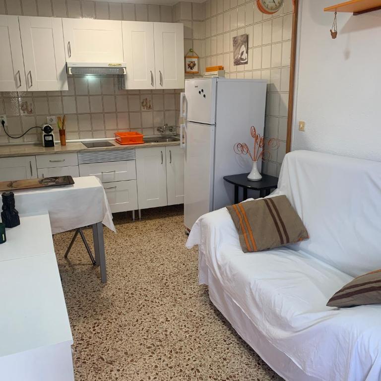 Mi Casita Del Sol - Near Beach, Port and Center - Minimum 11 days- My Sunny Little Home - Casa con 1 dormitorio - 31