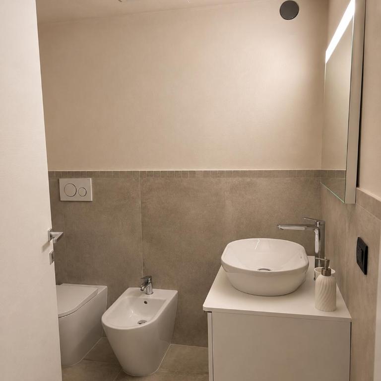 Casale 325 - Camera Familiare con Vista Giardino - 15