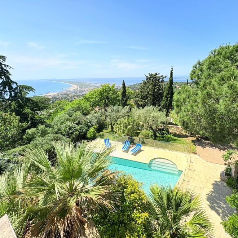 Sumptuous Villa Exceptional View Swiming Pool - Villa - 31