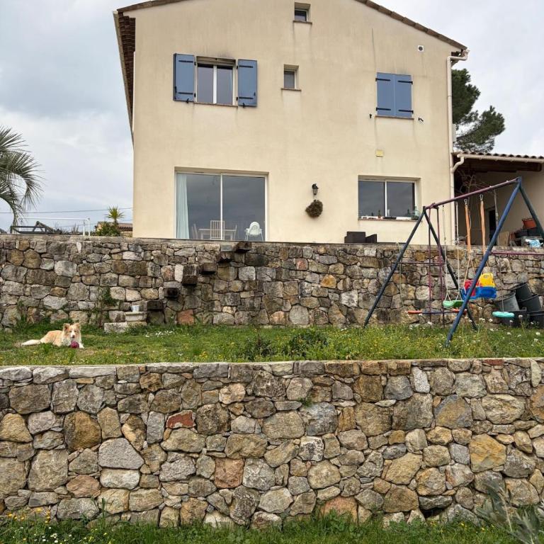 Maison familiale Valbonne 5min à pied du village - Villa - 24