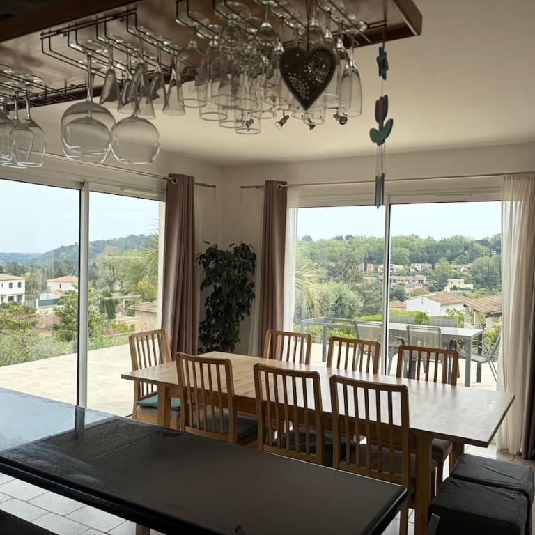 Maison familiale Valbonne 5min à pied du village - Villa - 2