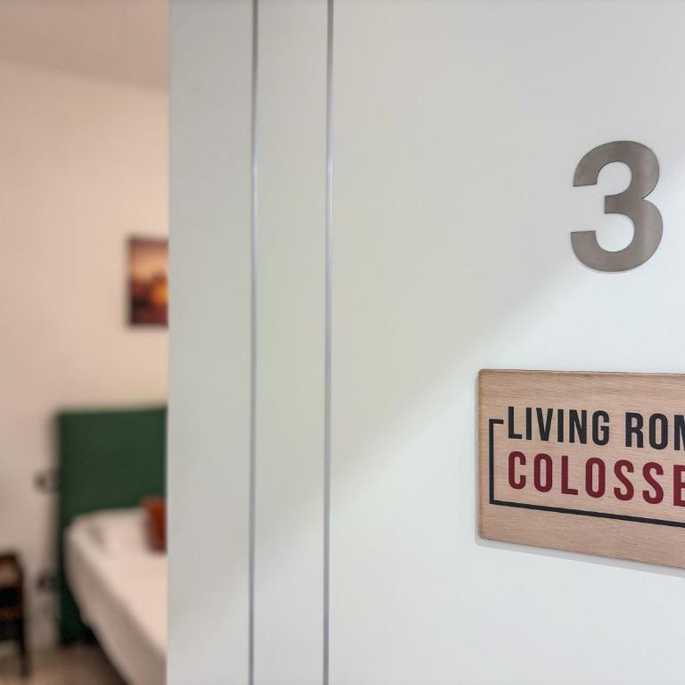 Living Rome - Double Room with Private Bathroom - 1