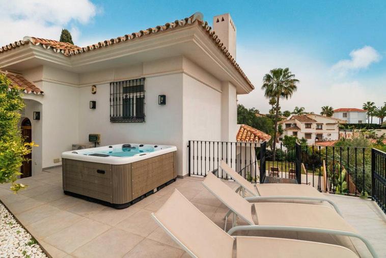 Villa en la parte baja de Riviera del Sol - Villa - 13