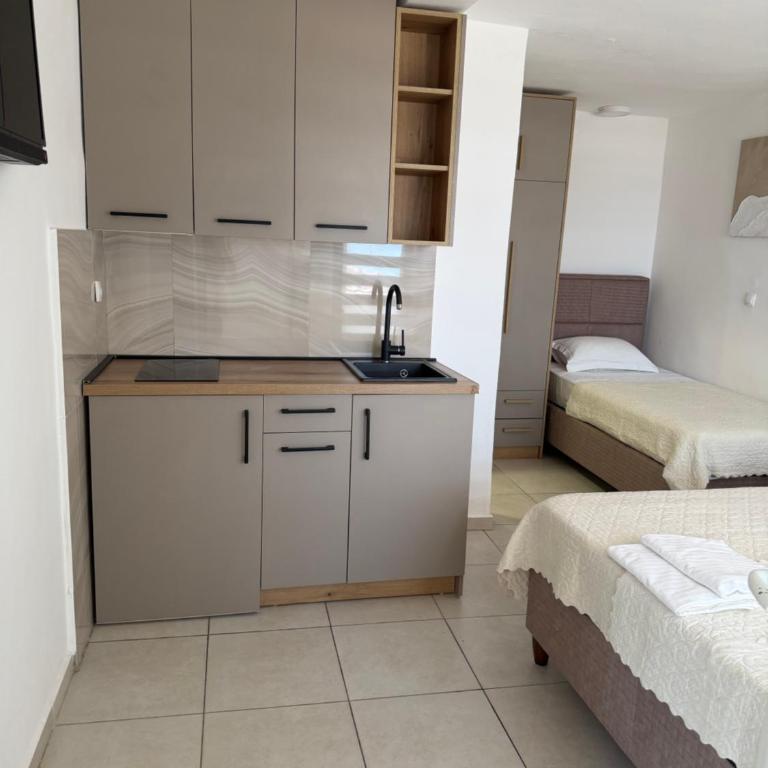 Apartments Boss - Studio - Vue sur Mer - 4
