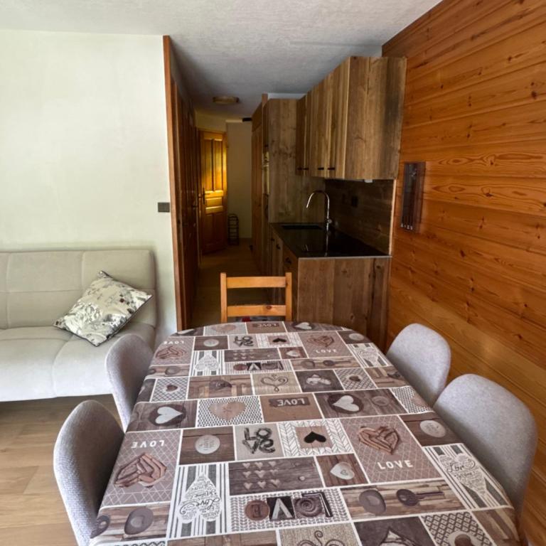 T2 Les Oursons IV - Appartement 2 Chambres avec Balcon - 14