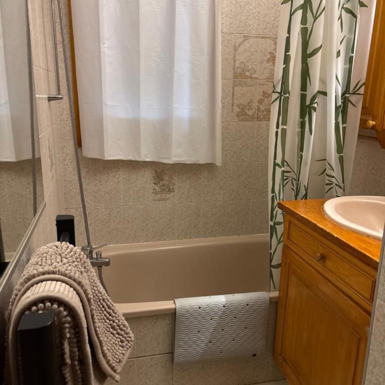 T2 Les Oursons IV - Appartement 2 Chambres avec Balcon - 21