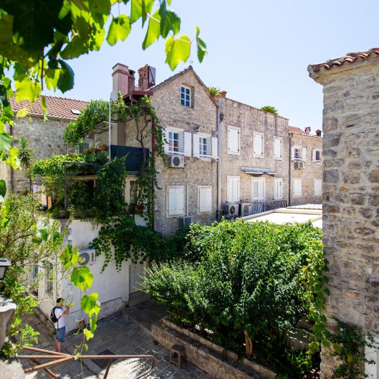 La Porta - Old Town, Budva - Three-Bedroom Premium Apartment with Balcony - 36