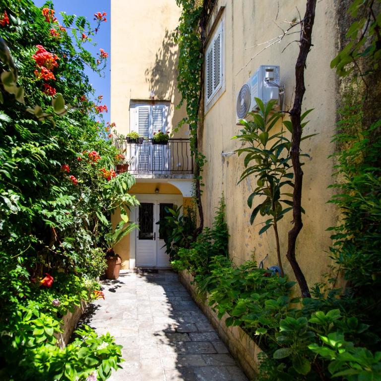 La Porta - Old Town, Budva - Three-Bedroom Premium Apartment with Balcony - 40