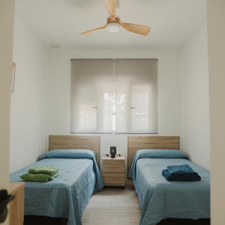 Villa Los Gallos - Three-Bedroom Home - 16