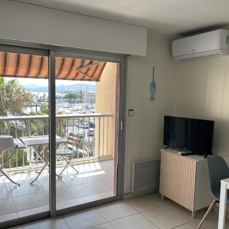 Le Capitole B 302, studio 26m2, clim, 2 adultes 2 enfants - Monolocale con Vista Mare - 5