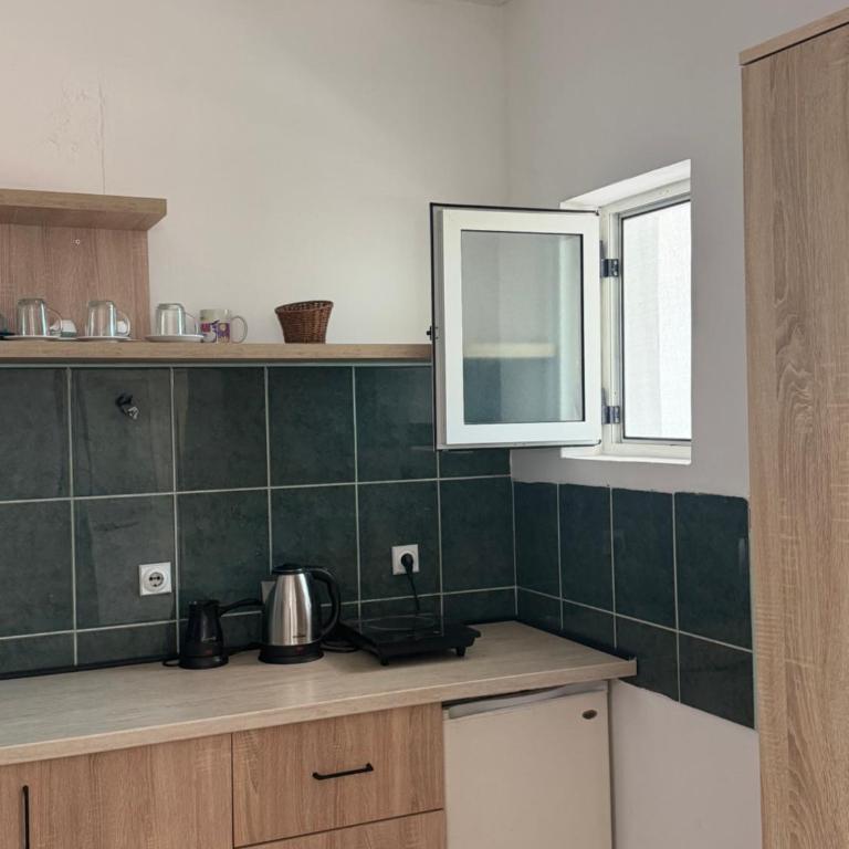 Apartments Jori - Studio with Balcony - 4