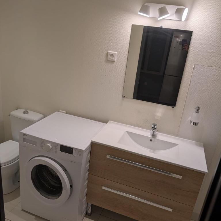 Le grenier à sel, Chaleureux 2 Chambres-Centre-Gare - Two-Bedroom Apartment - 18