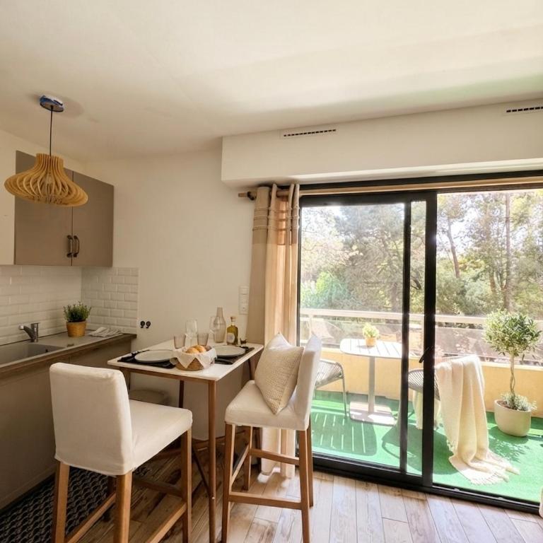 Charme et Plage à Pied - Appartement 1 Chambre - 9