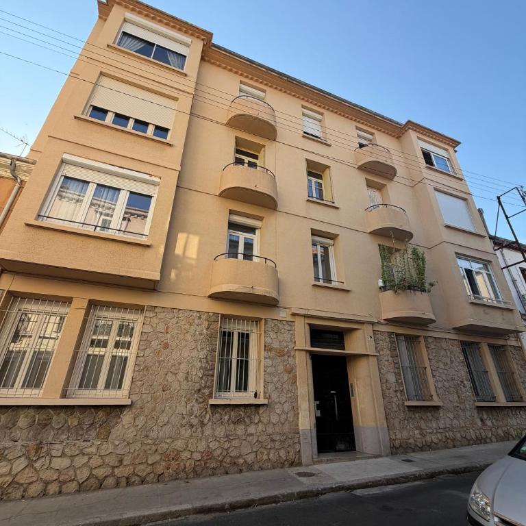 Appartement centre-ville avec patio et climatisation - Appartement 2 Chambres - 2