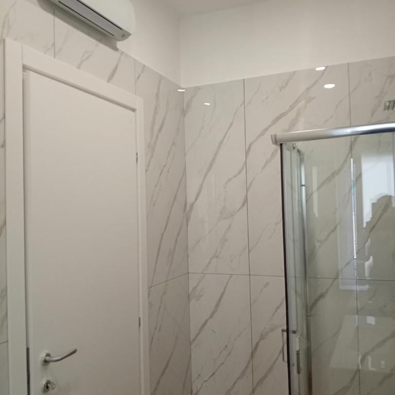 Civico92Salerno - Habitación Doble con baño privado - 4