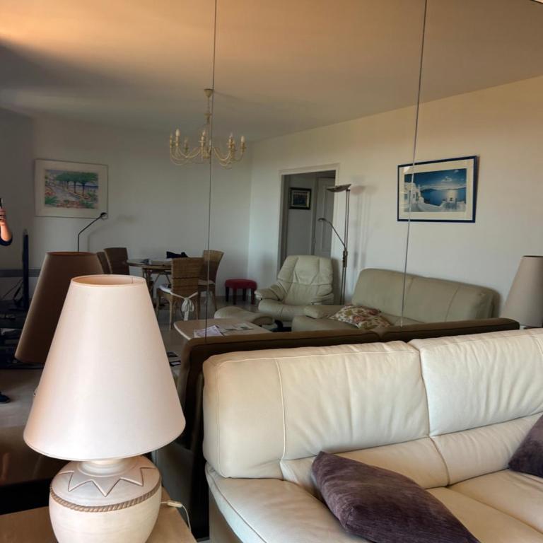 Apartment with sea view in Provence, private residence Les Hauts de Vaugrenier - Appartement 1 Chambre - 25