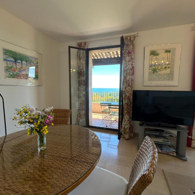 Apartment with sea view in Provence, private residence Les Hauts de Vaugrenier - Appartement 1 Chambre - 43
