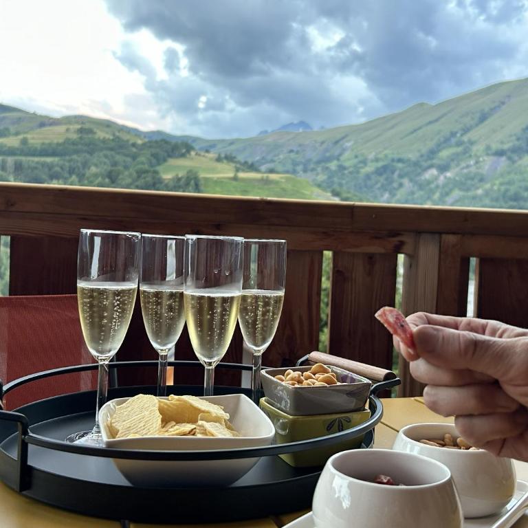 Appt Cosy Vue Montagne & Piscine - Le Darineli - Appartement 2 Chambres - 6