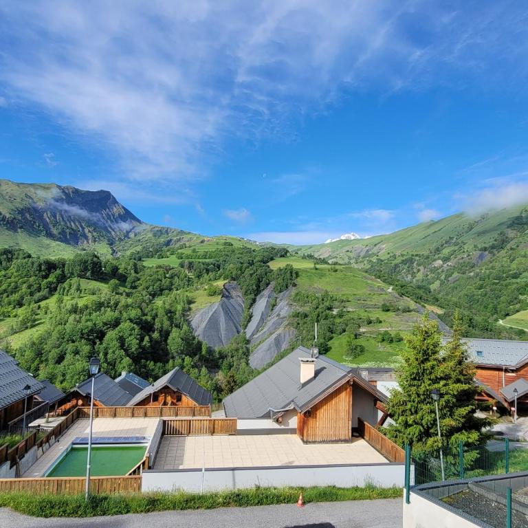 Appt Cosy Vue Montagne & Piscine - Le Darineli - Appartement 2 Chambres - 58