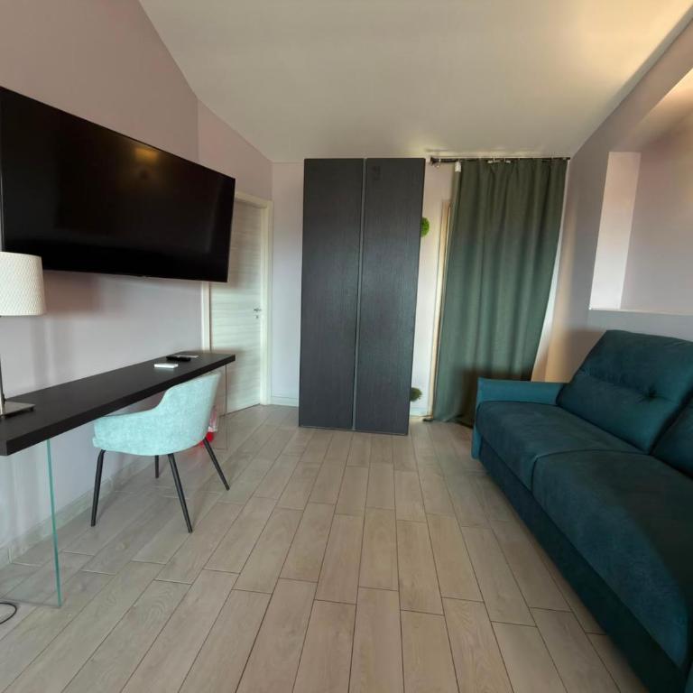 Belvedere Rent Rooms - Fünfbettzimmer mit Meerblick - 4