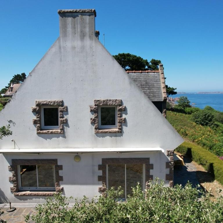 Maison avec vue exceptionnelle et grand jardin - Villa - 27