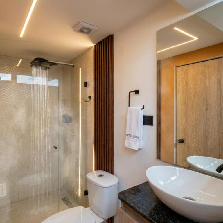 Hotel Biba Life - Chia - Habitación Doble Deluxe con ducha - 2