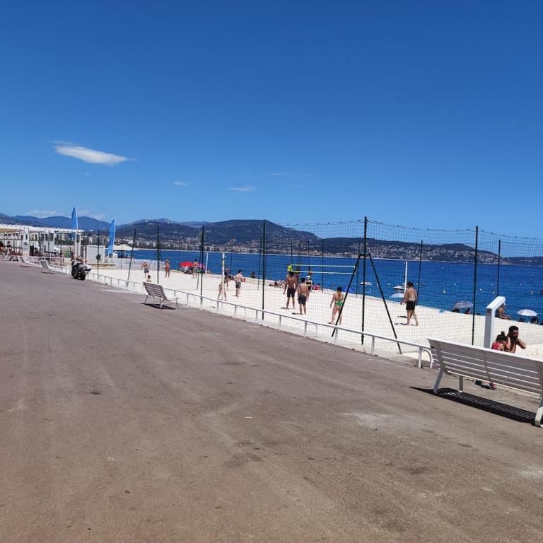 Seafront 2-bedroom duplex with lovely terrace - Apartment mit 2 Schlafzimmern - 7
