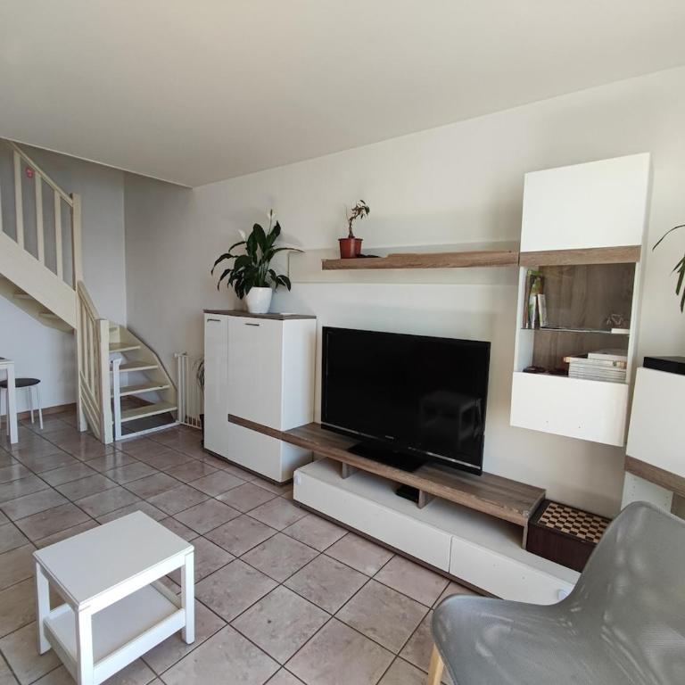 Seafront 2-bedroom duplex with lovely terrace - Apartment mit 2 Schlafzimmern - 8