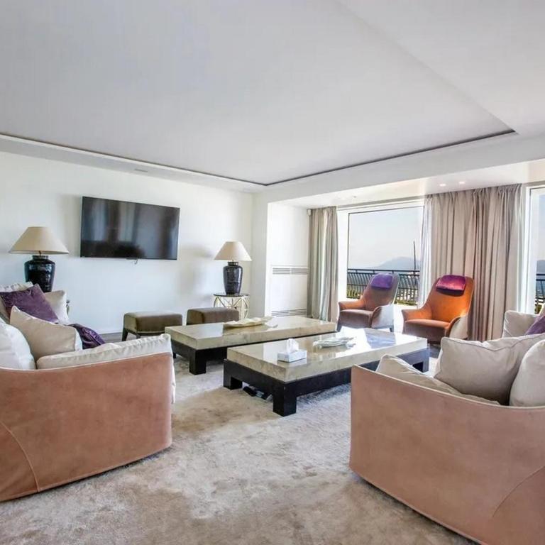 Amazing Central Home - Penthouse - 3