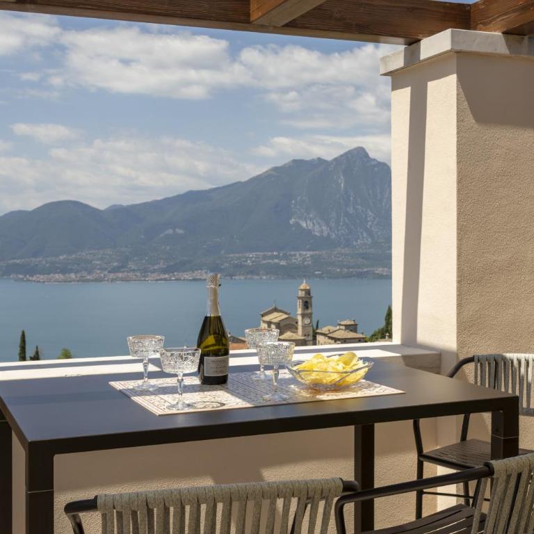 Towerhill Apartment with Roofterrace and shared Po - Two-Bedroom Apartment with Lake View - 4
