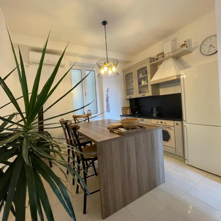 Boka view Heritage Apartment - Two-Bedroom Apartment with Bay View - 40