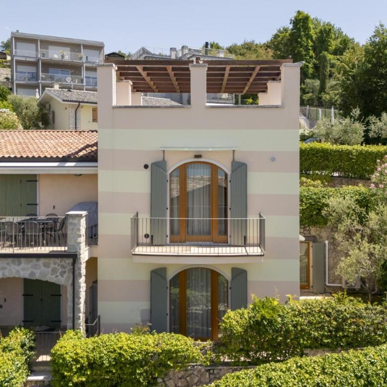 Towerhill Apartment with Roofterrace and shared Po - Two-Bedroom Apartment with Lake View - 50