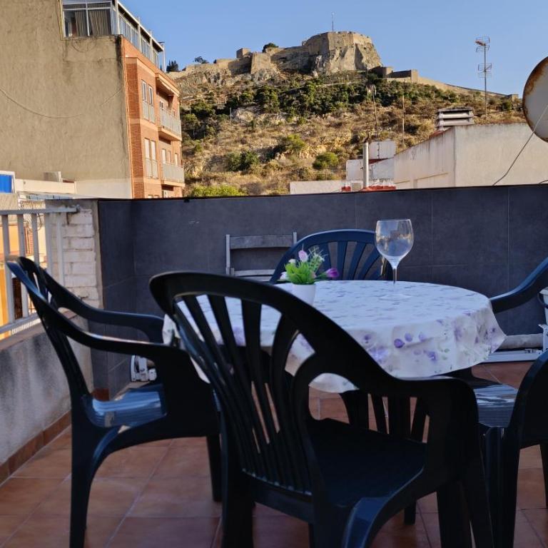 Calle de García Gutiérrez, 9 - Apartment - 1