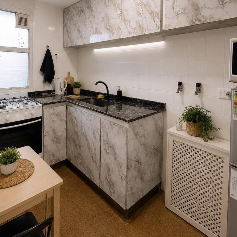 Depto en Microcentro 753 - Apartamento de 1 dormitorio - 2