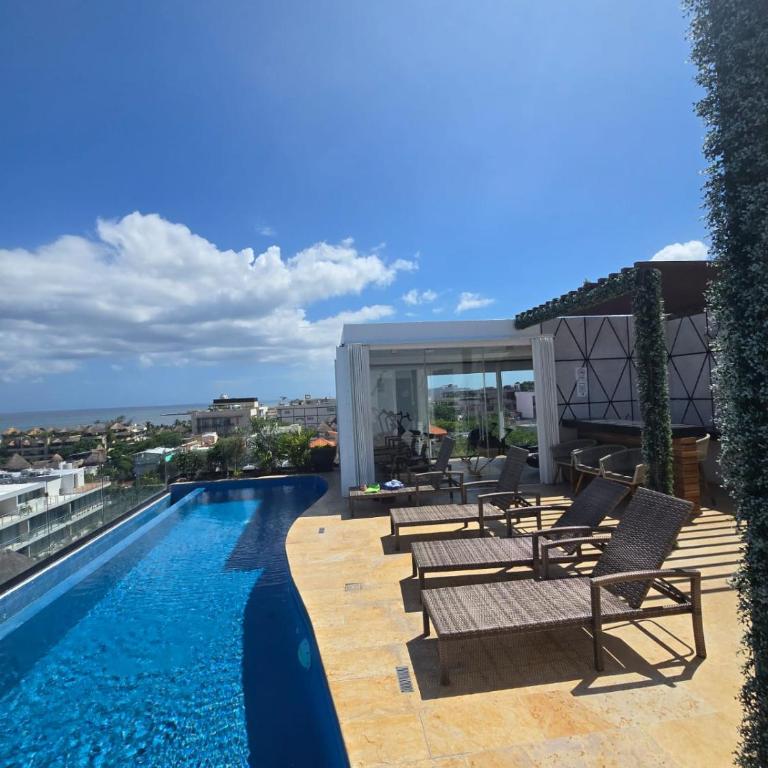Apartment steps from the beach, rooftop pool, H101 - One-Bedroom Apartment - 5
