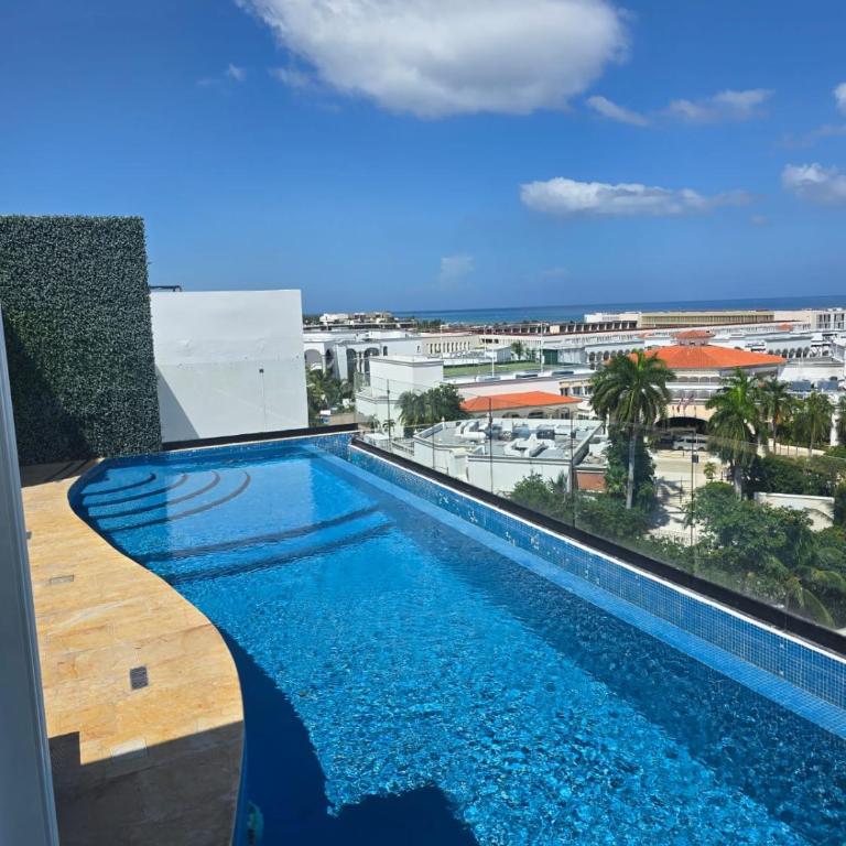 Apartment steps from the beach, rooftop pool, H101 - One-Bedroom Apartment - 3